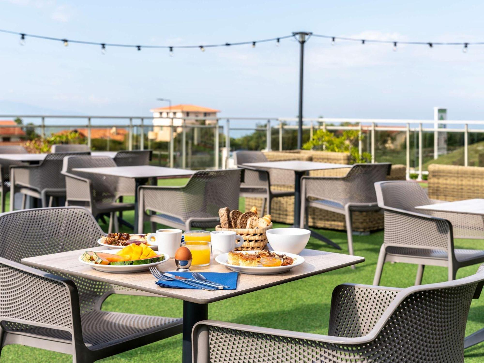 Ibis Styles Biarritz Plage מראה חיצוני תמונה